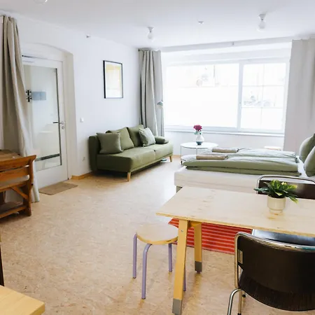 Appartement Raum Life - Design Mit Kueche In Der Altstadt Ratisbonne