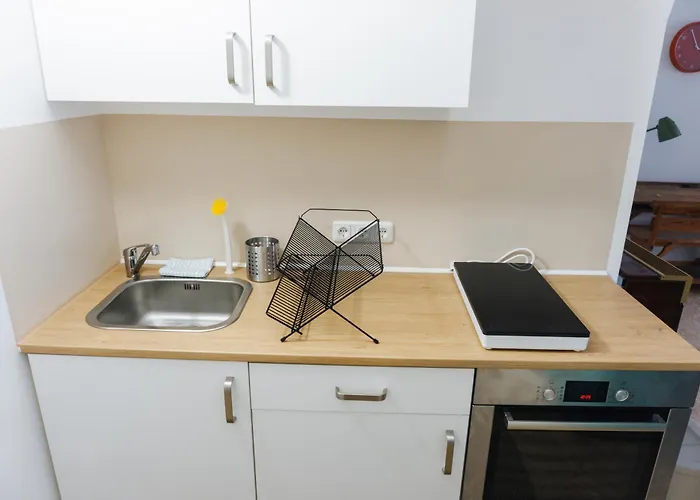 Raum Life - Brixener - Mit Kueche In Der Altstadt Řezno